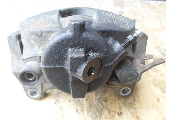 Супорт передній правий Renault Espace IV, Laguna II, Vel Satis, 7701049763*